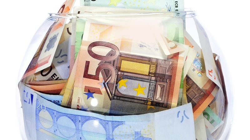 Besluit belastingplicht van stichtingen en verenigingen  