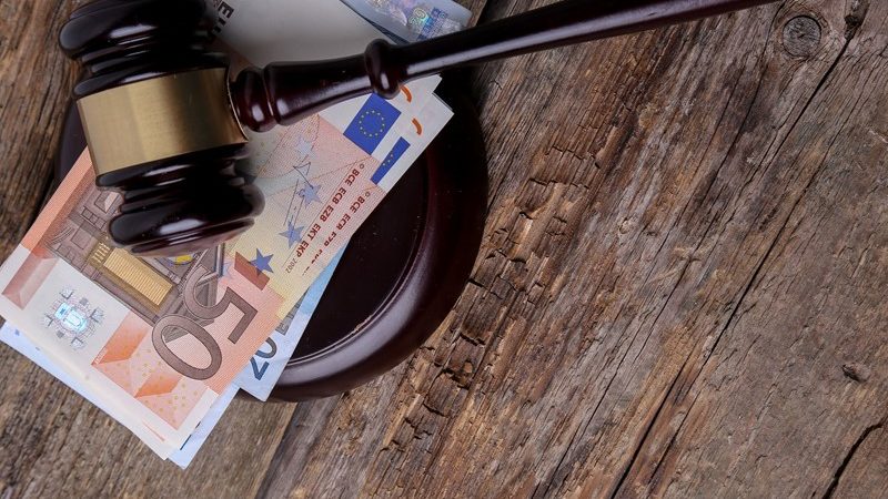 Geen vergoeding verletkosten als zitting niet persoonlijk is bijgewoond  