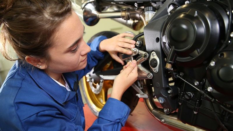 Toepassing ketenregeling arbeidsovereenkomsten bepaalde tijd na afloop bbl-overeenkomst  