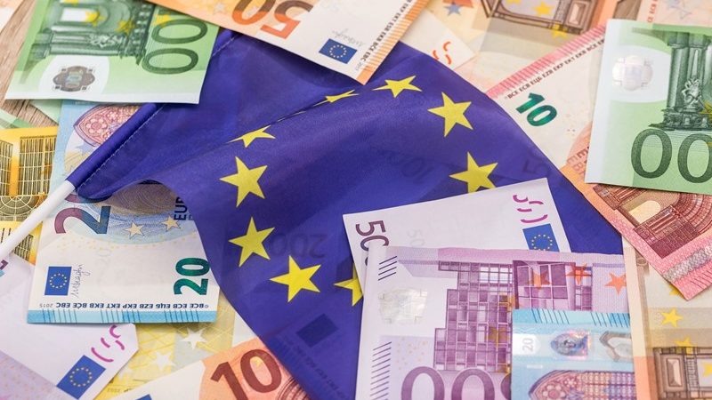 Kabinet wil verbod op contante betalingen boven € 3.000  