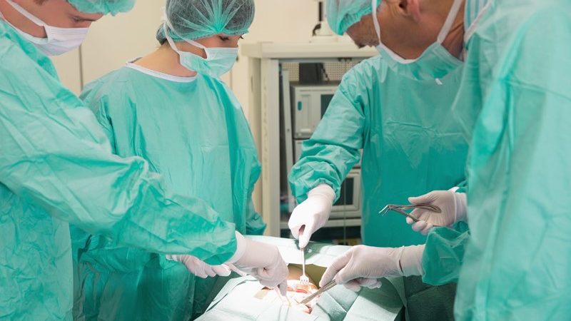 Hoge Raad oordeelt over btw-heffing voor besnijdenissen  
