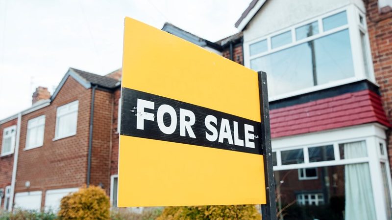 Toepassing eigenwoningregeling bij besluit tot verkoop voor juridische levering woning  